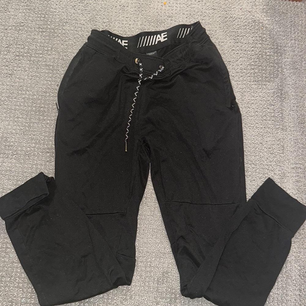 American eagle men’s joggers